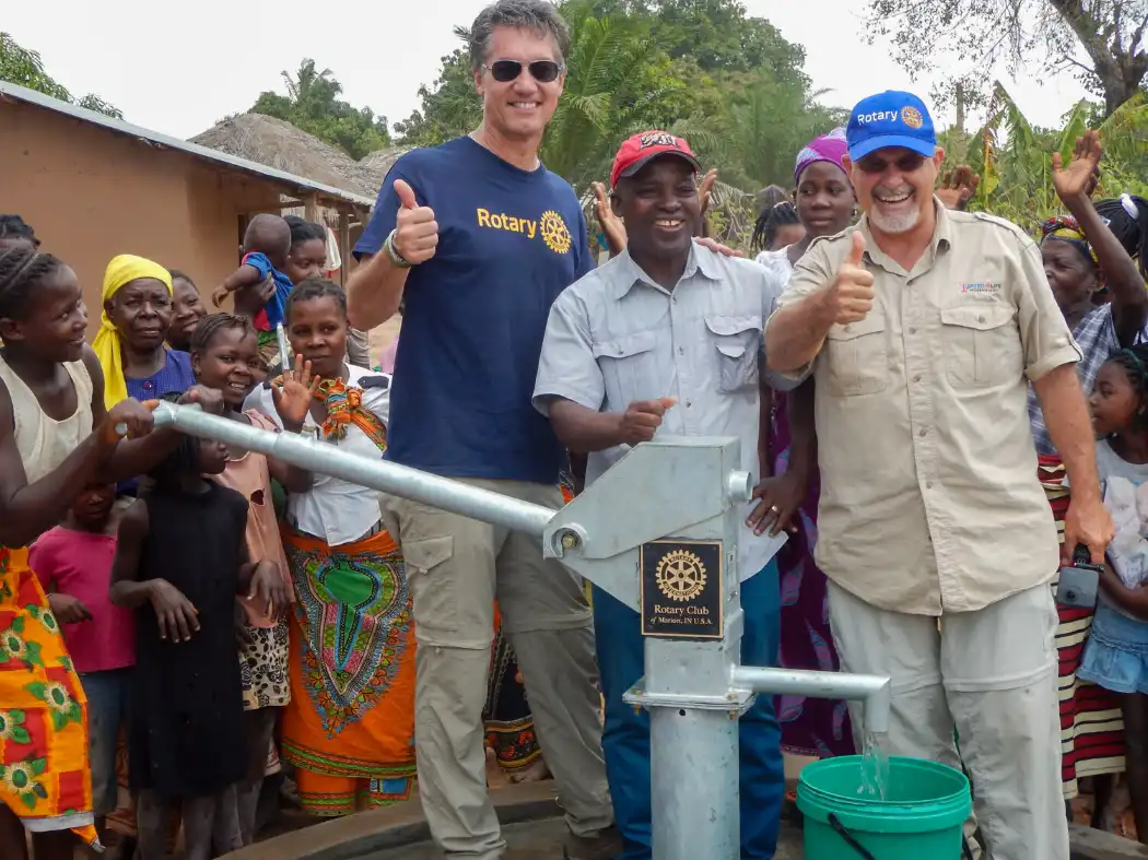 Drilling Water Wells in Mozambique with Rotary